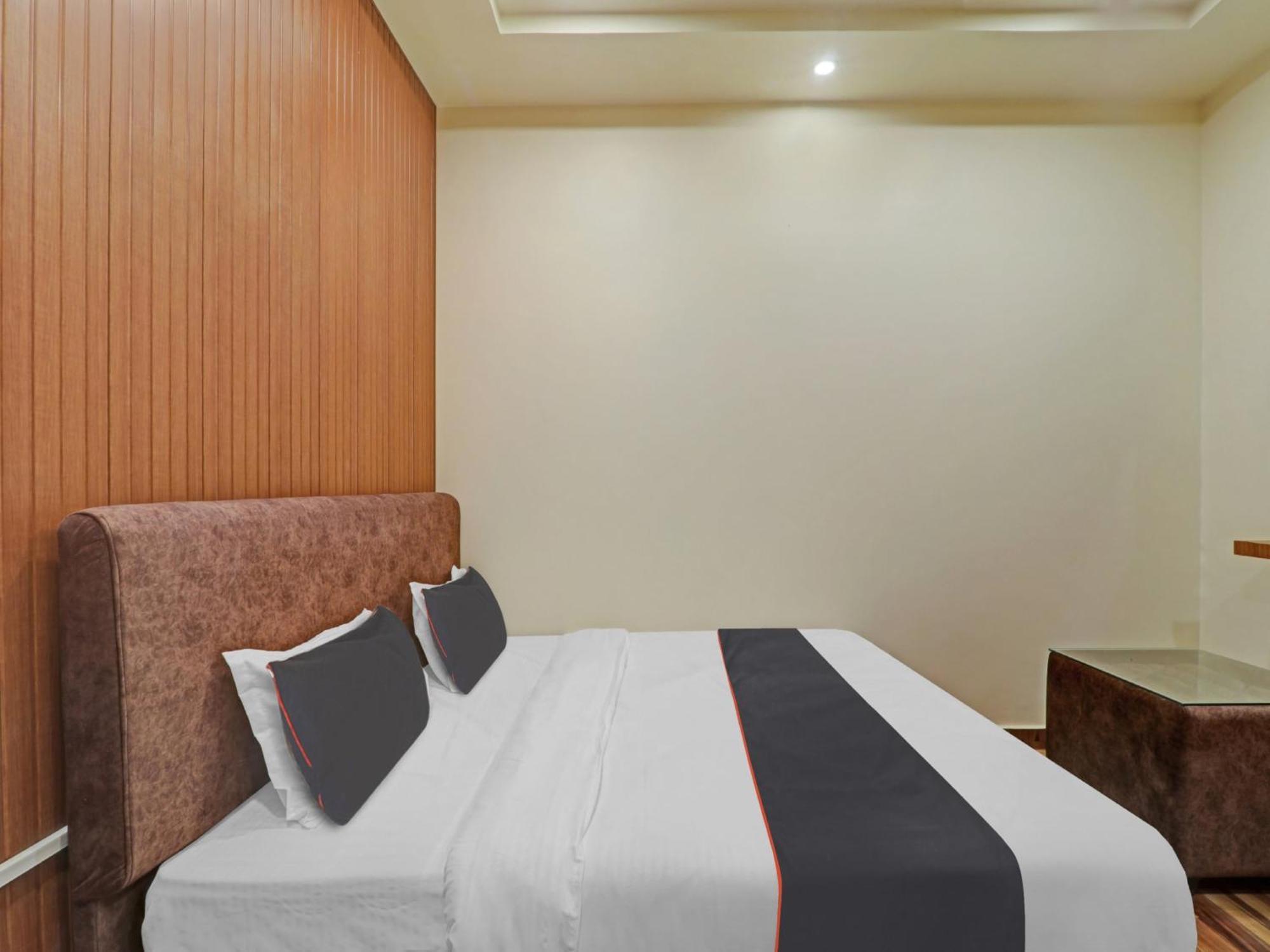 Hotel O The Ashiyana Inn Lucknow Esterno foto